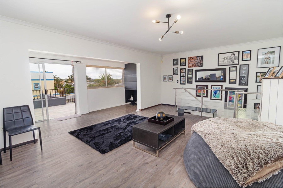 4 Bedroom Property for Sale in Milnerton Ridge Western Cape